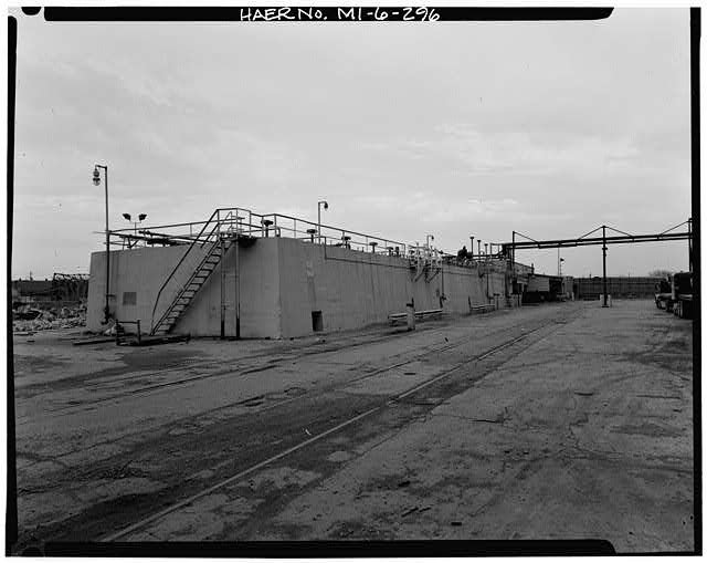Dodge Hamtramck Plant PAINT STORAGE BUILDING, VIEW NORTHEAST, 1980